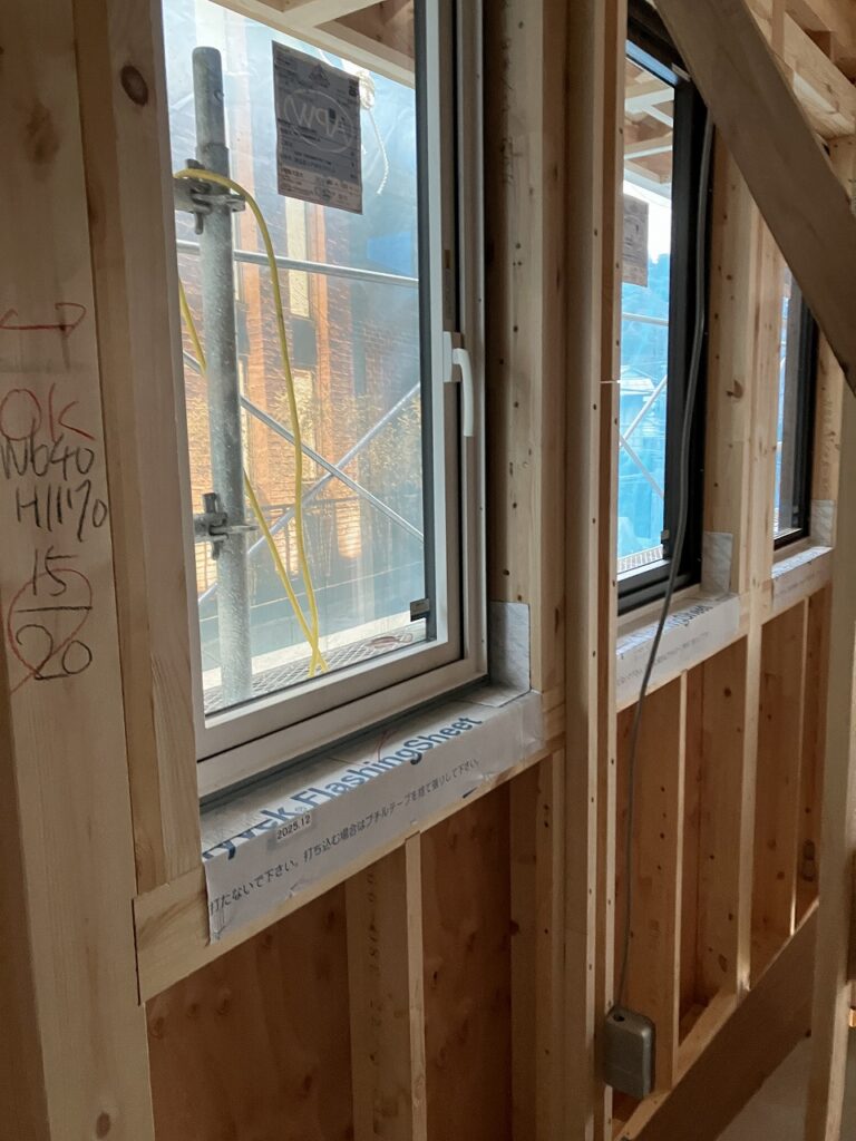 サッシ周りの防水