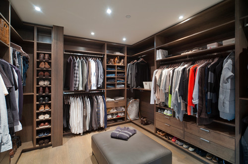 contemporary-closet