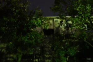 煉瓦の共同住宅は近代ホームへ